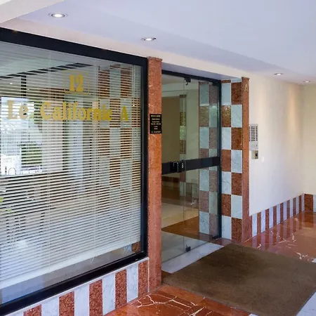 Elegant Studio With Air Conditioning
